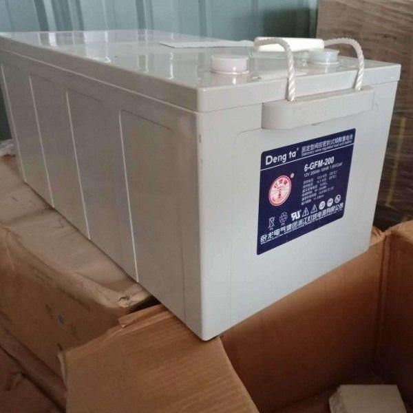  灯塔蓄电池6-GFM-200U